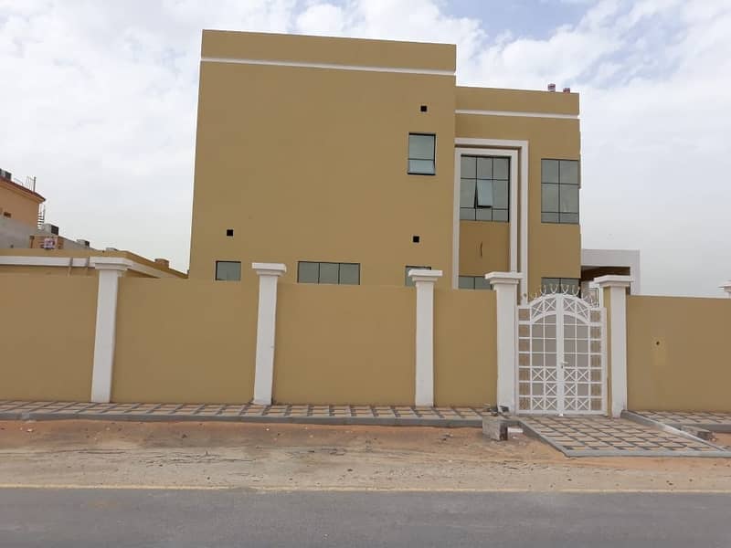 For sale a new two-story villa with a corner of two streets with an extension For sale a new two-story villa with a corner of two streets with an extension