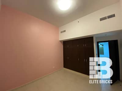 3 Bedroom Flat for Rent in Jumeirah Village Circle (JVC), Dubai - Unfurnished | 3 Bedrooms | Spacious