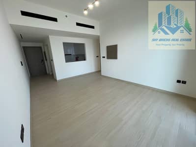 شقة 2 غرفة نوم للايجار في قرية جميرا الدائرية، دبي - IMG-20240507-WA0192. jpg
