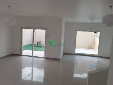 5 Bedroom Villa for Sale in Al Reef, Abu Dhabi - Amazing Villa | Private Pool | Great Investment