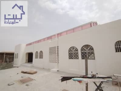 5 Bedroom Villa for Rent in Musherief, Ajman - For rent an annex in Mushairif, a very excellent location, close to services, Alila, a neighbor street