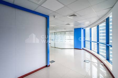 Office for Rent in Jumeirah Lake Towers (JLT), Dubai - Corner Unit | Fully Fitted with Glass Partitions