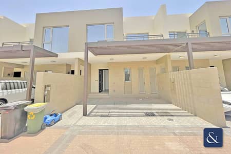 3 Bedroom Townhouse for Sale in Arabian Ranches 2, Dubai - Single Row | Vacant on Transfer | 3 Beds
