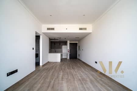 شقة 1 غرفة نوم للايجار في قرية جميرا الدائرية، دبي - شقة في شيماء افنيو 2،الضاحية 13،قرية جميرا الدائرية 1 غرفة 85000 درهم - 8970478