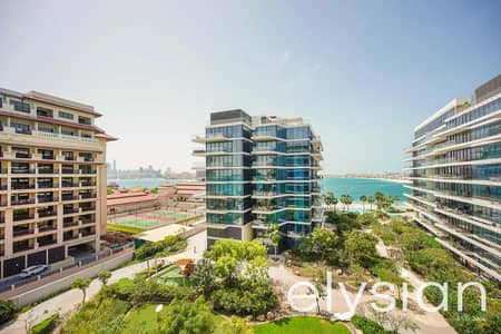 2 Bedroom Flat for Sale in Palm Jumeirah, Dubai - Notice Given | Sea and Garden View | Modern