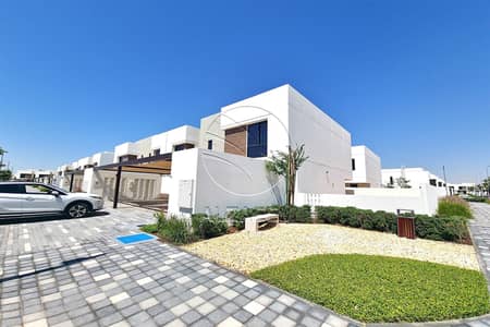 3 Bedroom Townhouse for Sale in Yas Island, Abu Dhabi - WhatsApp Image 2024-03-29 at 2.05. 11 PM (1). jpg