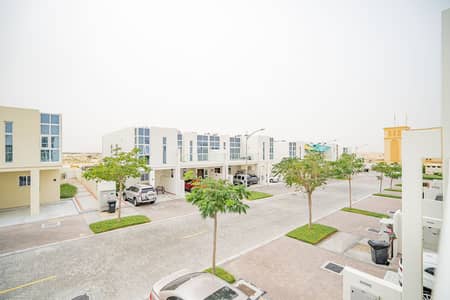 3 Bedroom Villa for Rent in DAMAC Hills 2 (Akoya by DAMAC), Dubai - 26ae7619-7418-4525-89d3-2d15693e29d4. jpg