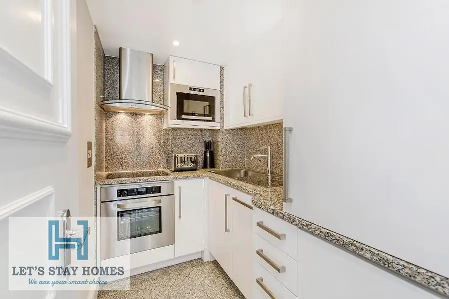 Great Summer Offer 4 Star Two Bedroom Apartment ! Fully Furnished | Free Cleaning