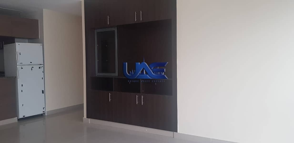 Bight and spacious Apartment Near Metro Bight and spacious Apartment Near Metro