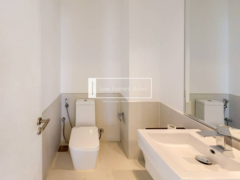 15 The-Pulse-Boulevard-C2-Dubai-South-2-Bedroom-Bathroom 1-Edit. jpg