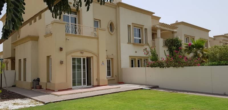 4 br central Ac double STOREY VILLA FOR RENT IN meadows