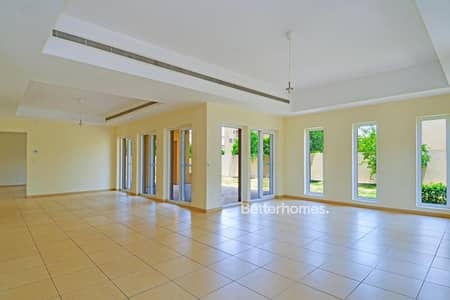 Vacant | Type 12 | Swimming Pool | Large Plot Vacant | Type 12 | Swimming Pool | Large Plot