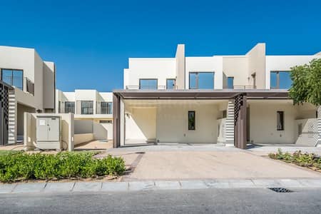 4 Bedroom Townhouse for Rent in Dubai South, Dubai - Close to Pool | Private Garden | Corner Unit