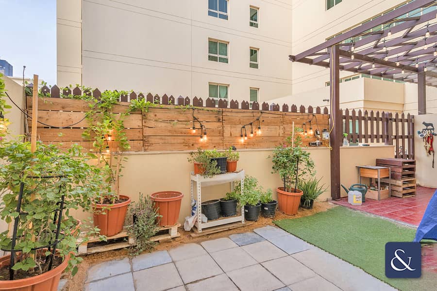 One Bed | Rare Unit | Courtyard | Pool View