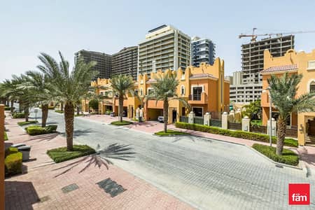 تاون هاوس 4 غرف نوم للبيع في مدينة دبي الرياضية، دبي - تاون هاوس في فلل بلومينغديل،مدينة دبي الرياضية 4 غرف 4100000 درهم - 8974406