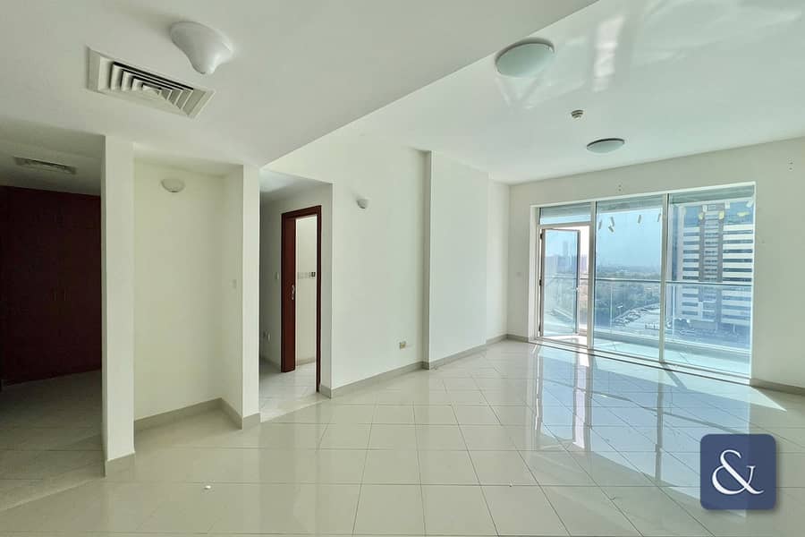 位于迪拜体育城，运河枢纽2号公寓 1 卧室的公寓 60000 AED - 8974438