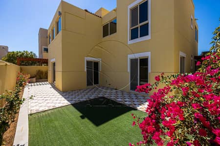 3 Bedroom Villa for Rent in Al Raha Gardens, Abu Dhabi - 021A9495 - Copy. jpg