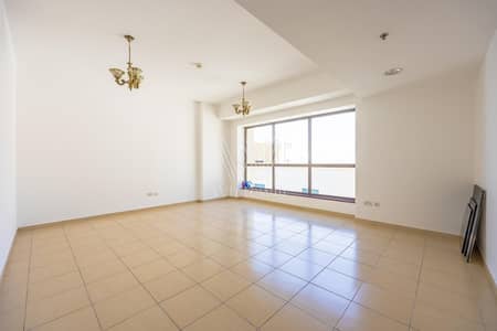Semi Furnished|Partial Sea View|Vacant| High Floor