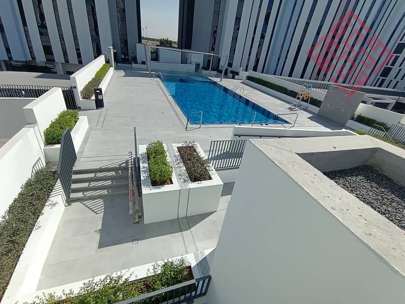 Luxurious brand new 1 bedroom available for sale in al jada East village 550k