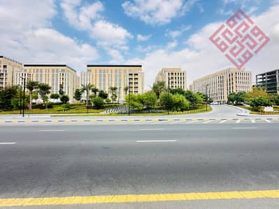 Studio for Rent in Muwaileh, Sharjah - Spacious Unfinished studio with pool +Parking+Gym available in Al mamsha