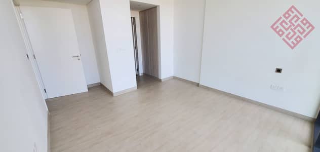 1 Bedroom Flat for Rent in Aljada, Sharjah - spacious [1bedroom] apartment is redy to move only[40000]