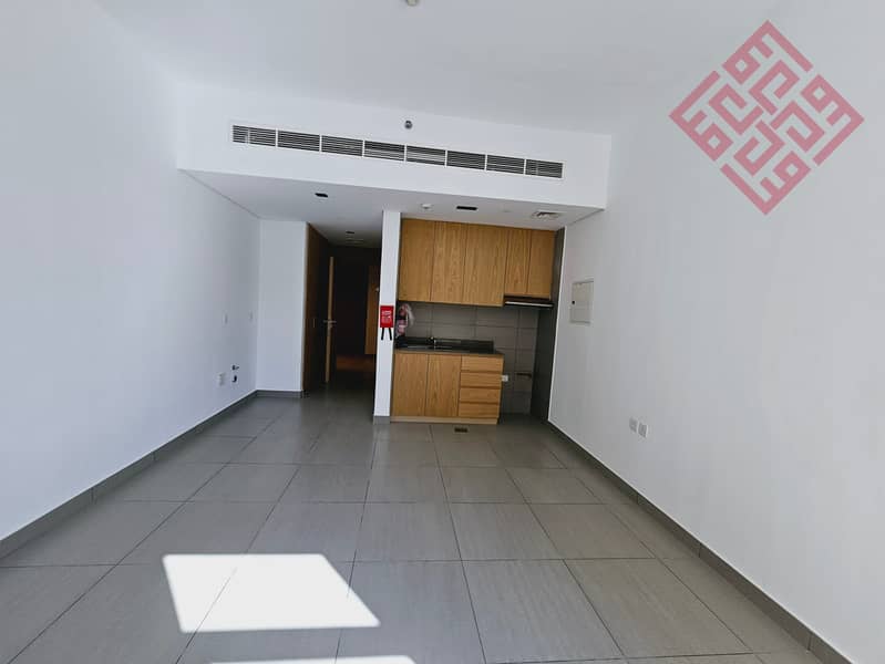 *** Studio available for rent with Pool,Gym, Parking  in Al mamsha ***