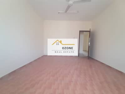 فلیٹ 2 غرفة نوم للايجار في تجارية مويلح، الشارقة - IMG-20240508-WA0039. jpg