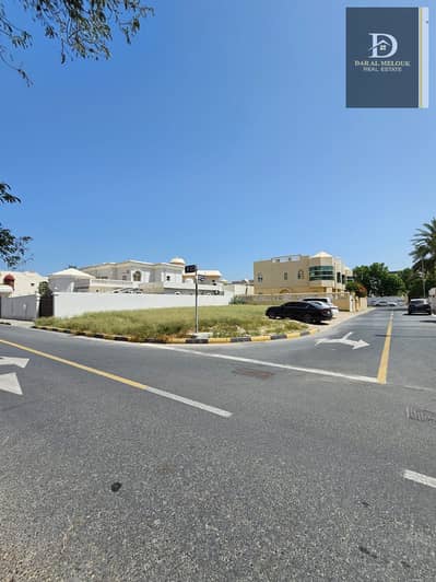 For sale in Sharjah, Sharqan area Residential land area of 5220 feet Permit for a villa, ground and first Excellent location close to Sheikh Mohammed bin Zayed Street Close to Kuwait Hospital Close to Zulekha Hospital There are electricity