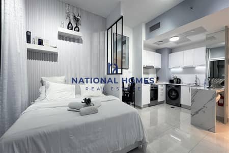 Studio for Sale in Business Bay, Dubai - MOTIVATED SELLER | Vacant | Amazing Night View