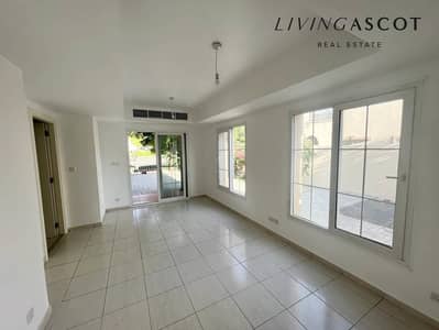 2 Bedroom Villa for Rent in The Springs, Dubai - Lake View | Charming  | Immaculate Villa