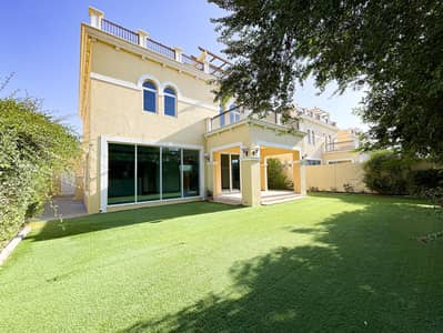 4 Bedroom Villa for Rent in Jumeirah Park, Dubai - Vacant | Single Row | Immaculate | Vastu