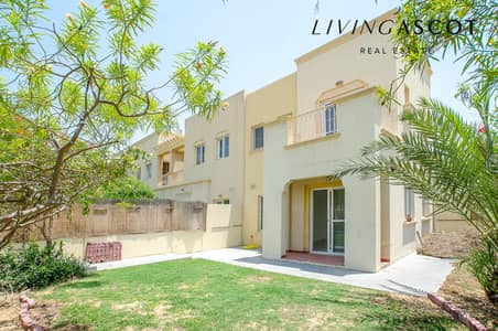 2 Bedroom Villa for Sale in The Springs, Dubai - Close to Pool | Single row | Corner plot