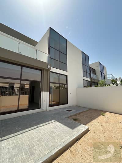 4 Bedroom Townhouse for Rent in Mohammed Bin Rashid City, Dubai - tempImageNJguFA. jpg