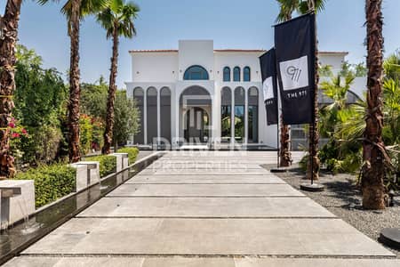 5 Bedroom Villa for Sale in Jumeirah Islands, Dubai - Corner Villa | Handover on October | Huge Plot