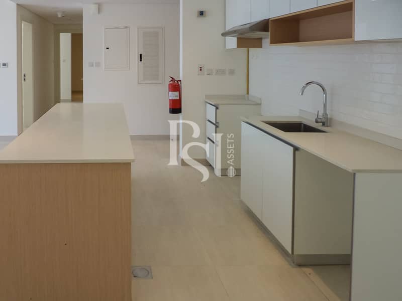 10 the-bridges-shams-abu-dhabi-al-reem-island-kitchen (3). JPG