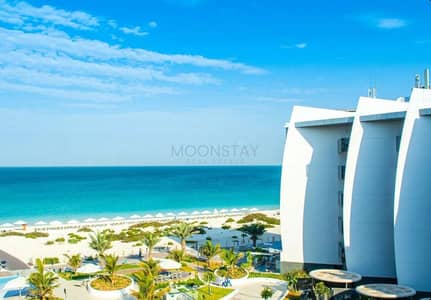 4 Bedroom Townhouse for Sale in Saadiyat Island, Abu Dhabi - Luxurious | Double Row | Beach Access