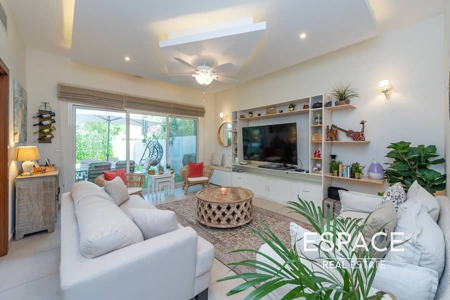 EXCLUSIVE | FULLY UPGRADED | NOW 4 BED