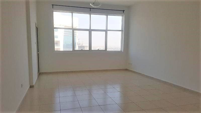 1 Bedroom in OP 2 available | Pay in 12 Chqs | Complete Facilities