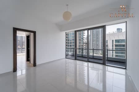 1 Bedroom Apartment for Rent in Dubai Marina, Dubai - Large Balcony | Spacious Living Room | Marina View