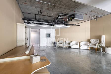 Office for Rent in Business Bay, Dubai - Spacious Office with More Options to Offer
