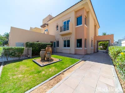 5 Bedroom Villa for Sale in Dubai Sports City, Dubai - Exclusive | Private Plot | Full Golf Course View