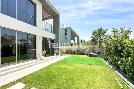 4 Bedroom Villa for Rent in Dubai Hills Estate, Dubai - Must See | Backing the Pool | Vacant Now!