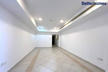 2 Bedroom Apartment for Rent in Dubai Marina, Dubai - Unfurnished | Mid floor | Vacant now