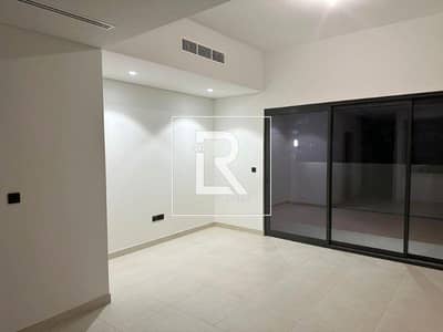 2 Bedroom Townhouse for Sale in Al Matar, Abu Dhabi - Maid's Room | Lavish Finishes | Prime Living