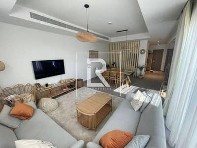 2 Bedroom Townhouse for Sale in Yas Island, Abu Dhabi - Elegant Oasis | Tranquil Living | Prime Area
