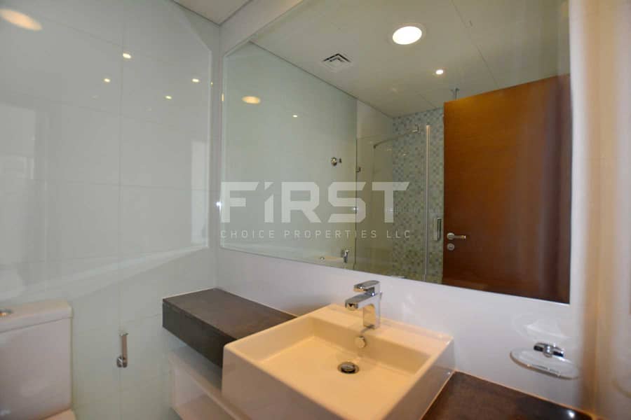 11 Internal Photo of 3 Bedroom Apartment in The Gate Tower Shams Abu Dhabi Al Reem Island Abu Dhabi UAE (28). jpg