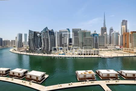 1 Bedroom Apartment for Sale in Business Bay, Dubai - Rarest Unit | Upgraded and Furnished | Burj View