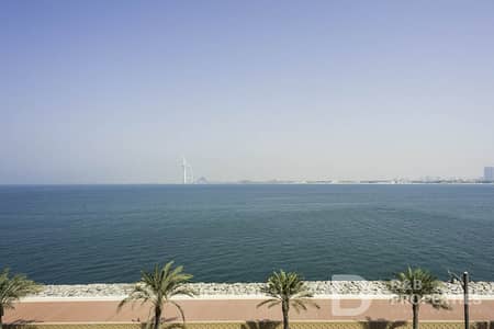 1 Bedroom Flat for Sale in Palm Jumeirah, Dubai - Full Sea Views | Furnished | Resort Living