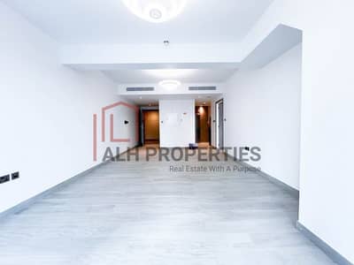 1 Bedroom Apartment for Rent in Jumeirah Lake Towers (JLT), Dubai - CORNER UNIT |PARTLY FURNISHED |NEXT TO METRO