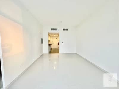 Studio for Rent in DAMAC Hills, Dubai - cc11f0b1-7b32-4c68-be65-1f13a07c94e3 2. jpg